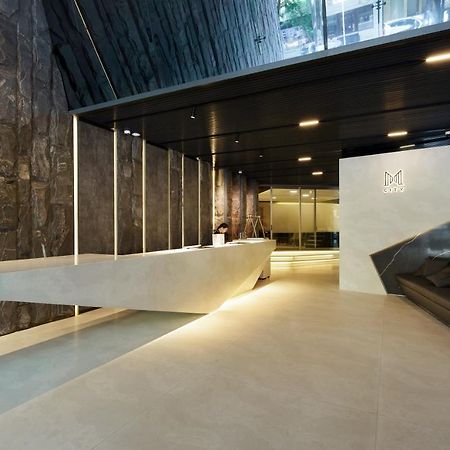 M City Hotel Saigon Хошимин Экстерьер фото