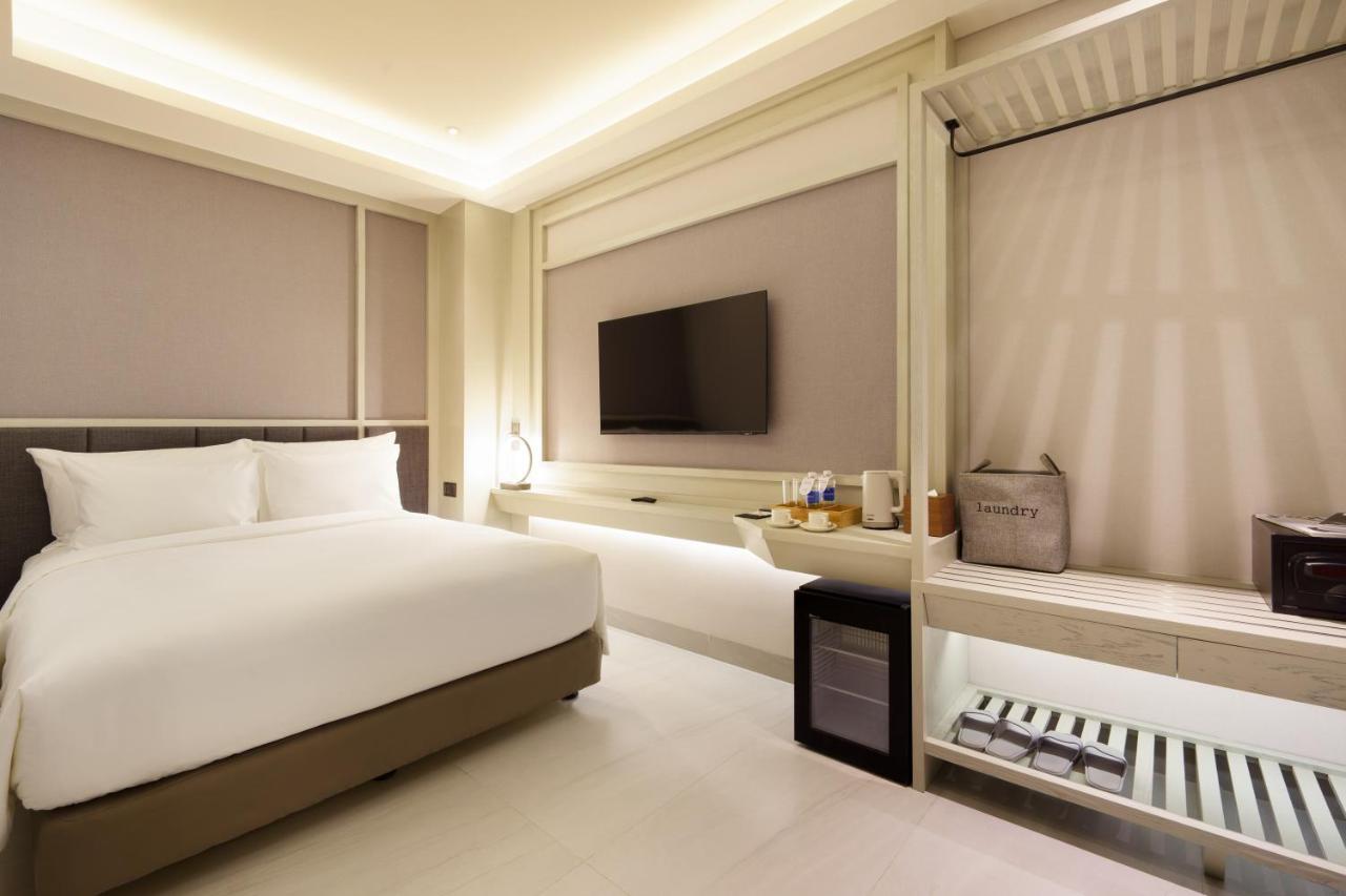 M City Hotel Saigon Хошимин Экстерьер фото
