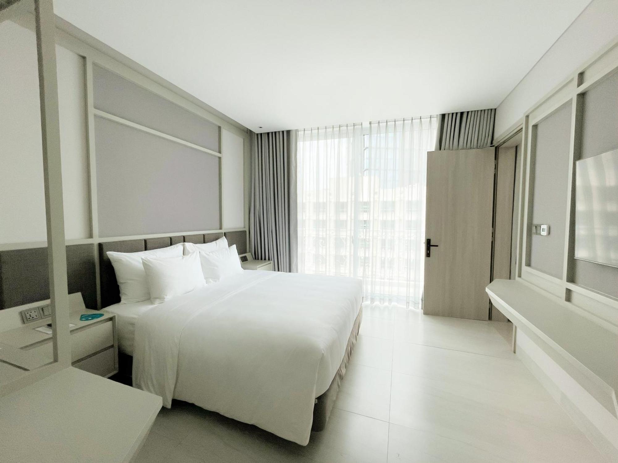 M City Hotel Saigon Хошимин Экстерьер фото