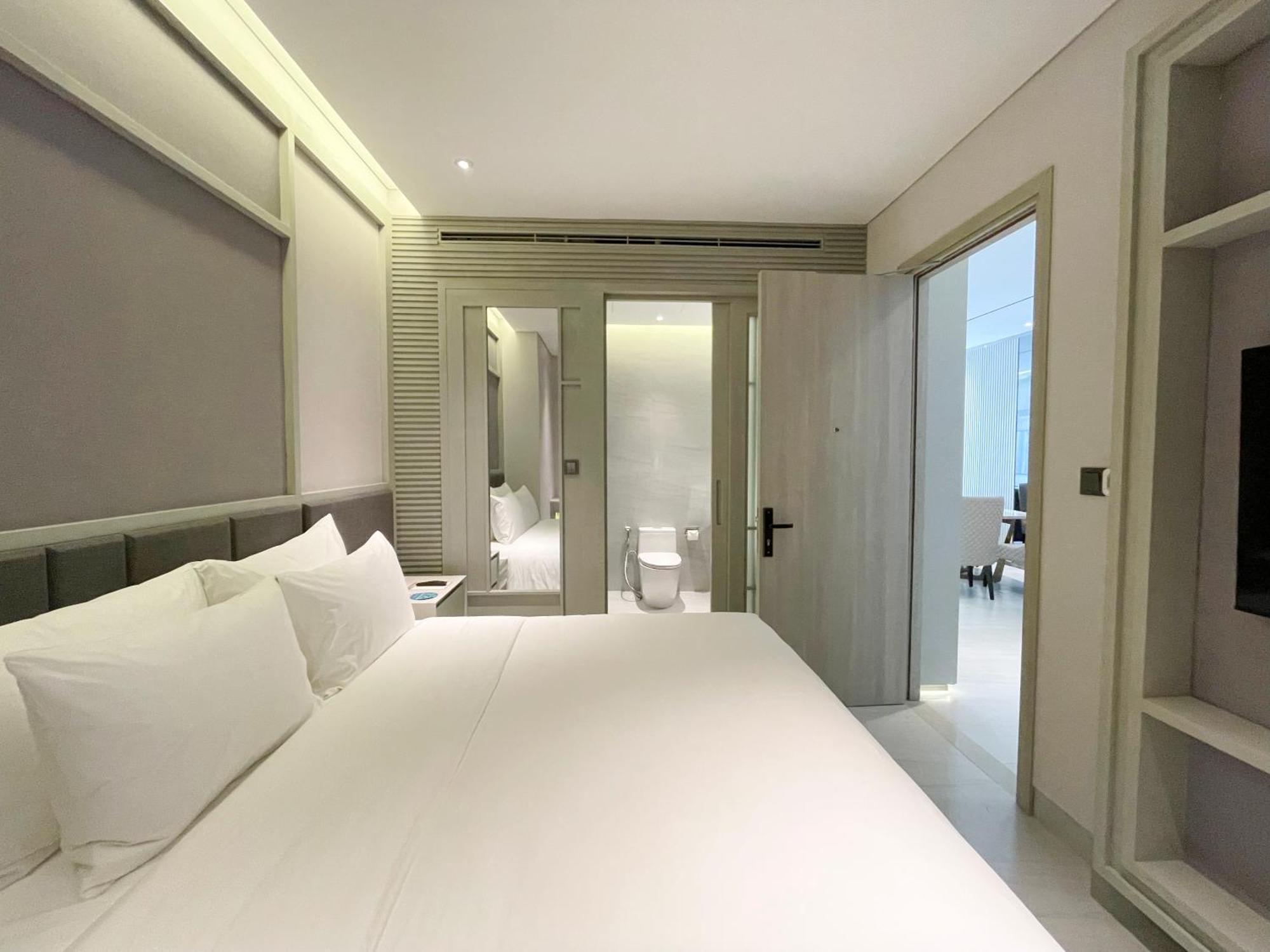 M City Hotel Saigon Хошимин Экстерьер фото