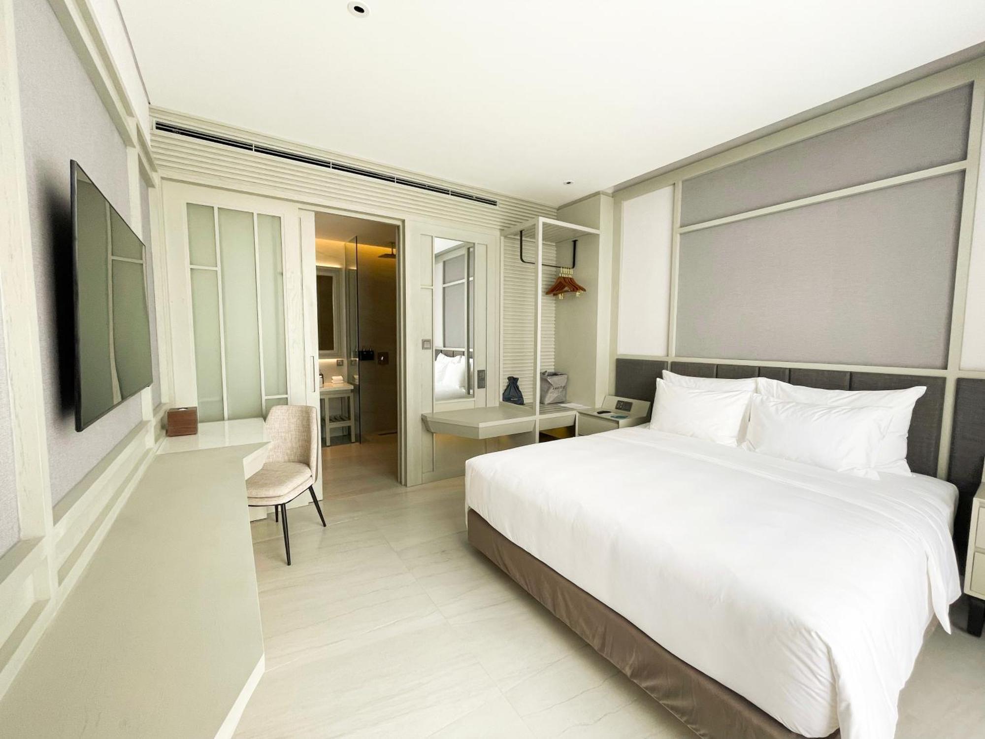 M City Hotel Saigon Хошимин Экстерьер фото